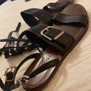 Black leather with 3 silver buckles